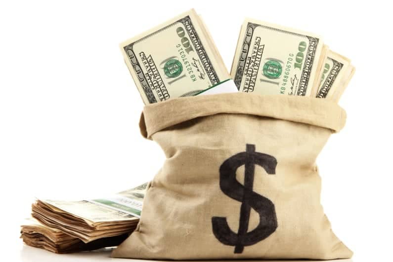 xQc Wants Trainwreck’s Opinion on Mizkif’s Stake Deal Despite Wanting Twitch Gambling Ban