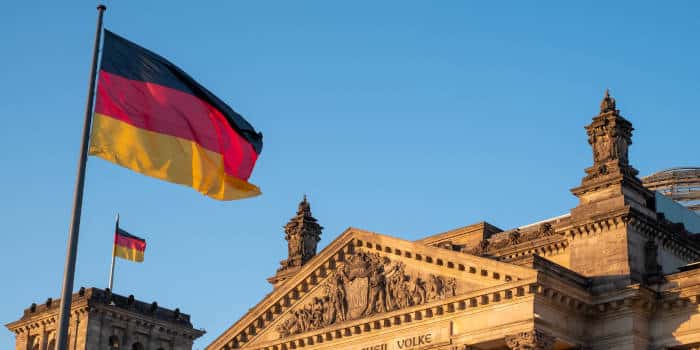 Germany Reviews Gambling Rules Amid Addiction and Offshore Risks