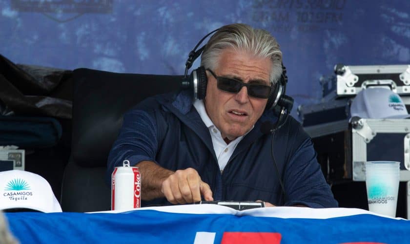Mike Francesa is going to take a call again